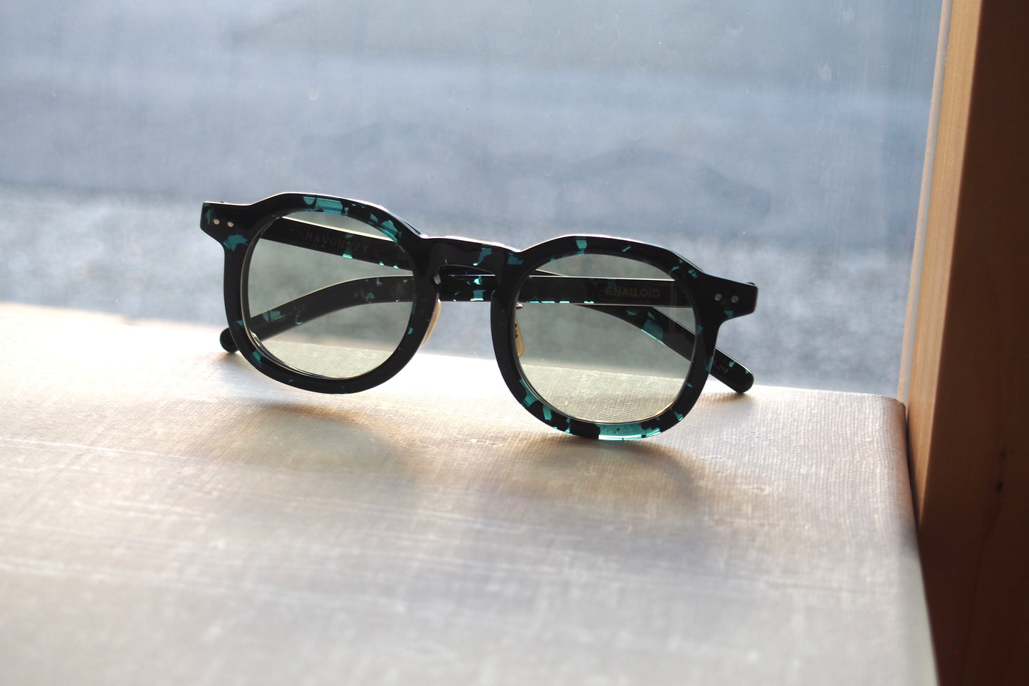 ENALLOID MAVOUNZY SG c228 Black & Blue