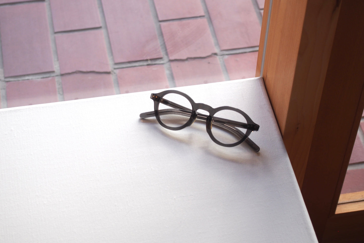 ENALLOID CILLA  c228 Gray Clear