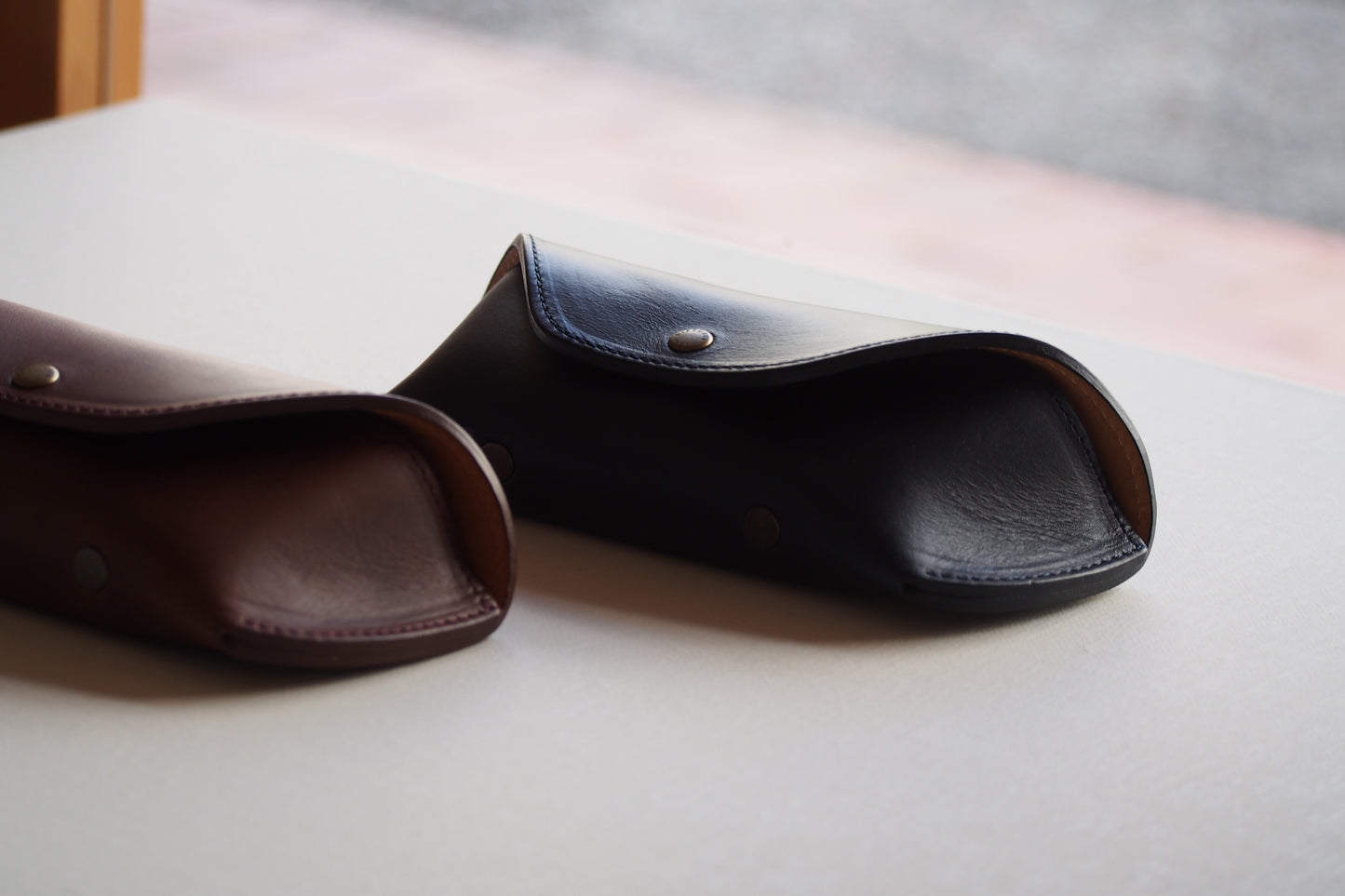 Horween Leather EYEWEAR Case 2 /  Ink & Camel