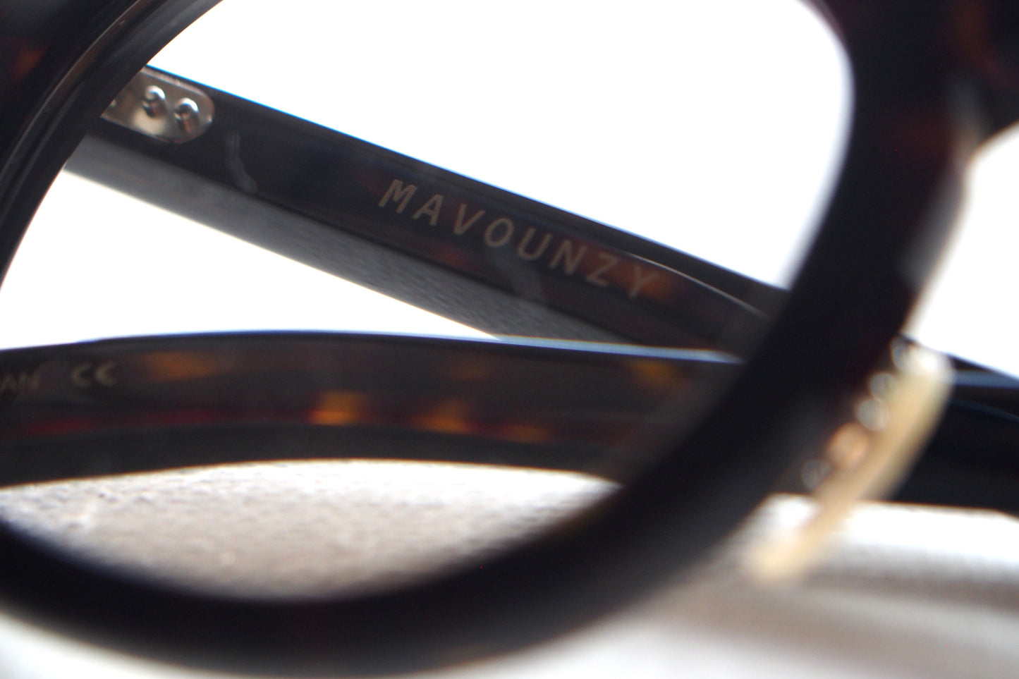 ENALLOID MAVOUNZY c229 Black Amber