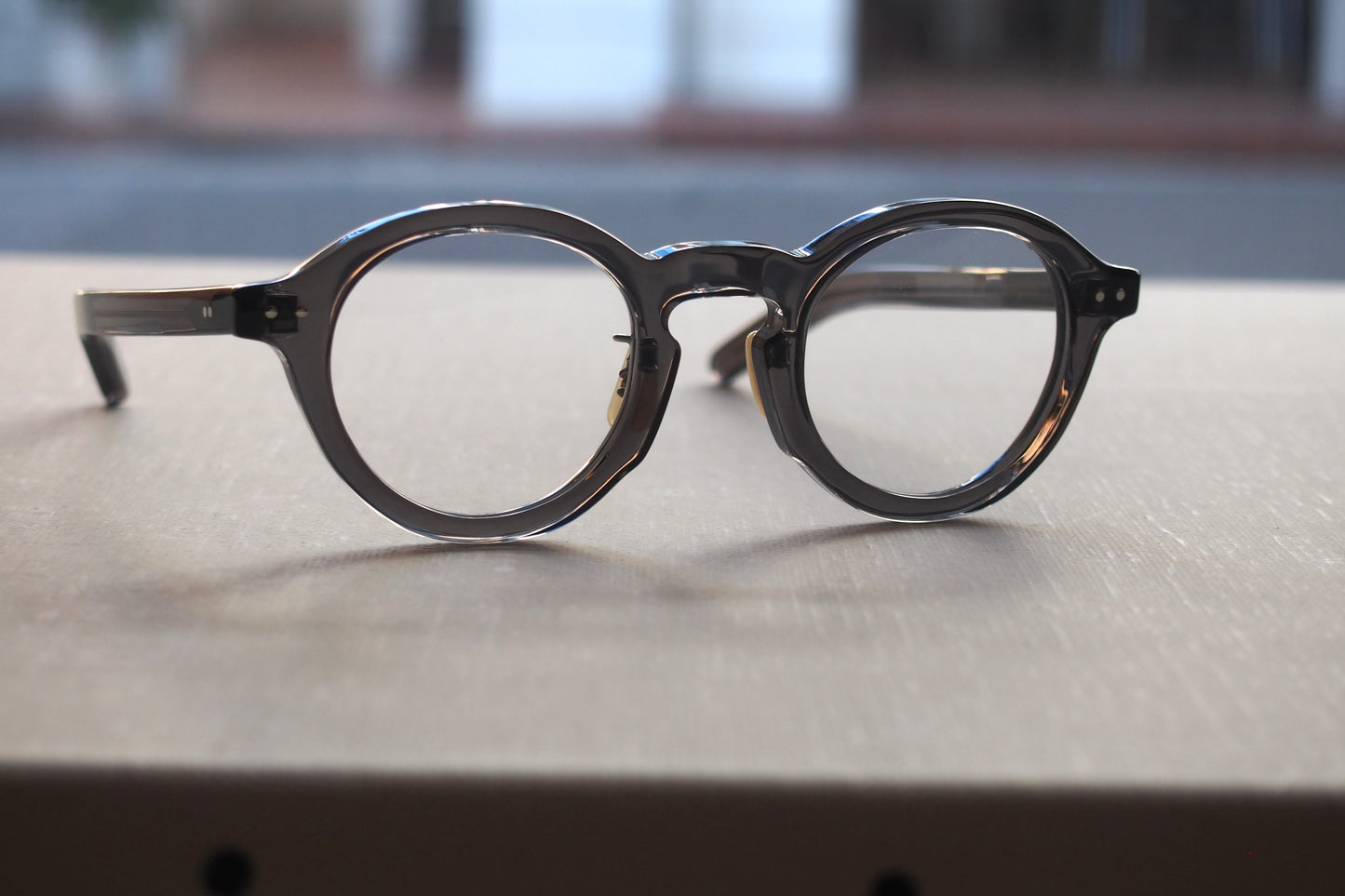 ENALLOID CILLA  c228 Gray Clear