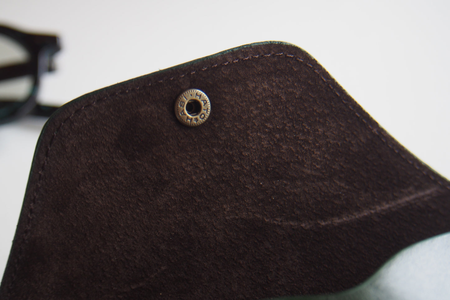 OIL LEATHER EYEWEAR CASE /  Green & Dark Brown