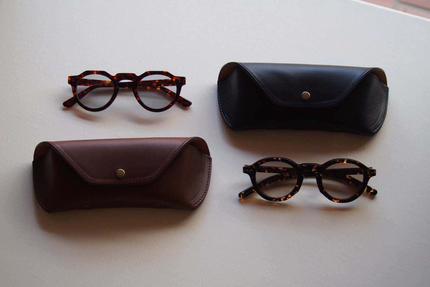 Horween Leather EYEWEAR Case 2 /  Ink & Camel