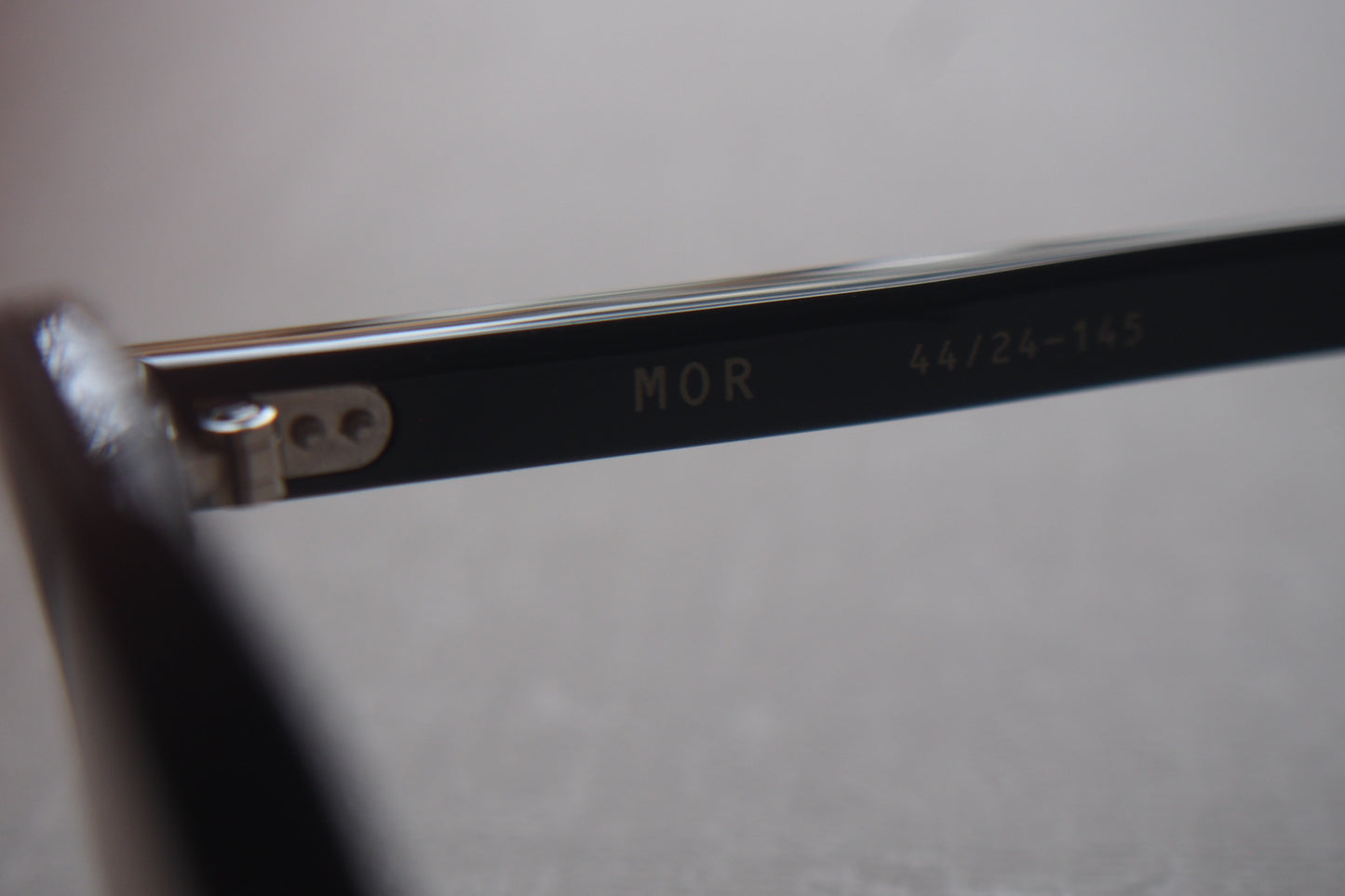 ENALLOID MOR SG c001 Black