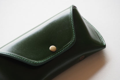 OIL LEATHER EYEWEAR CASE /  Green & Dark Brown