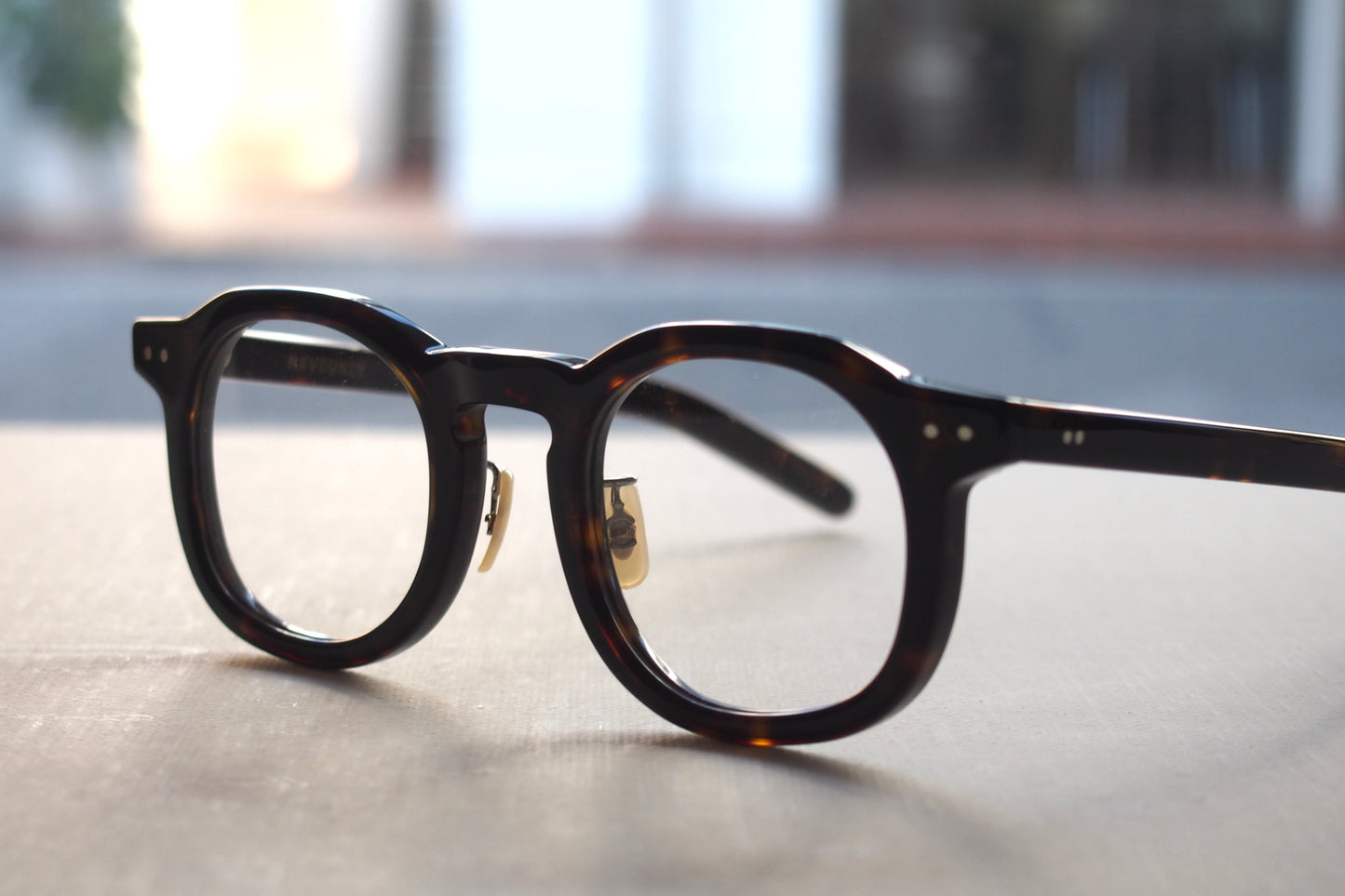 ENALLOID MAVOUNZY c229 Black Amber