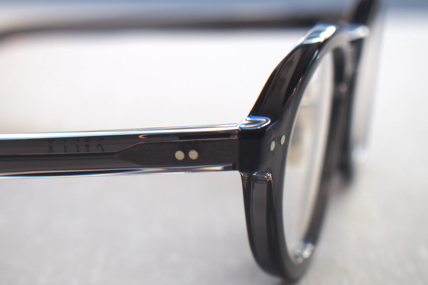 ENALLOID CILLA  c228 Gray Clear