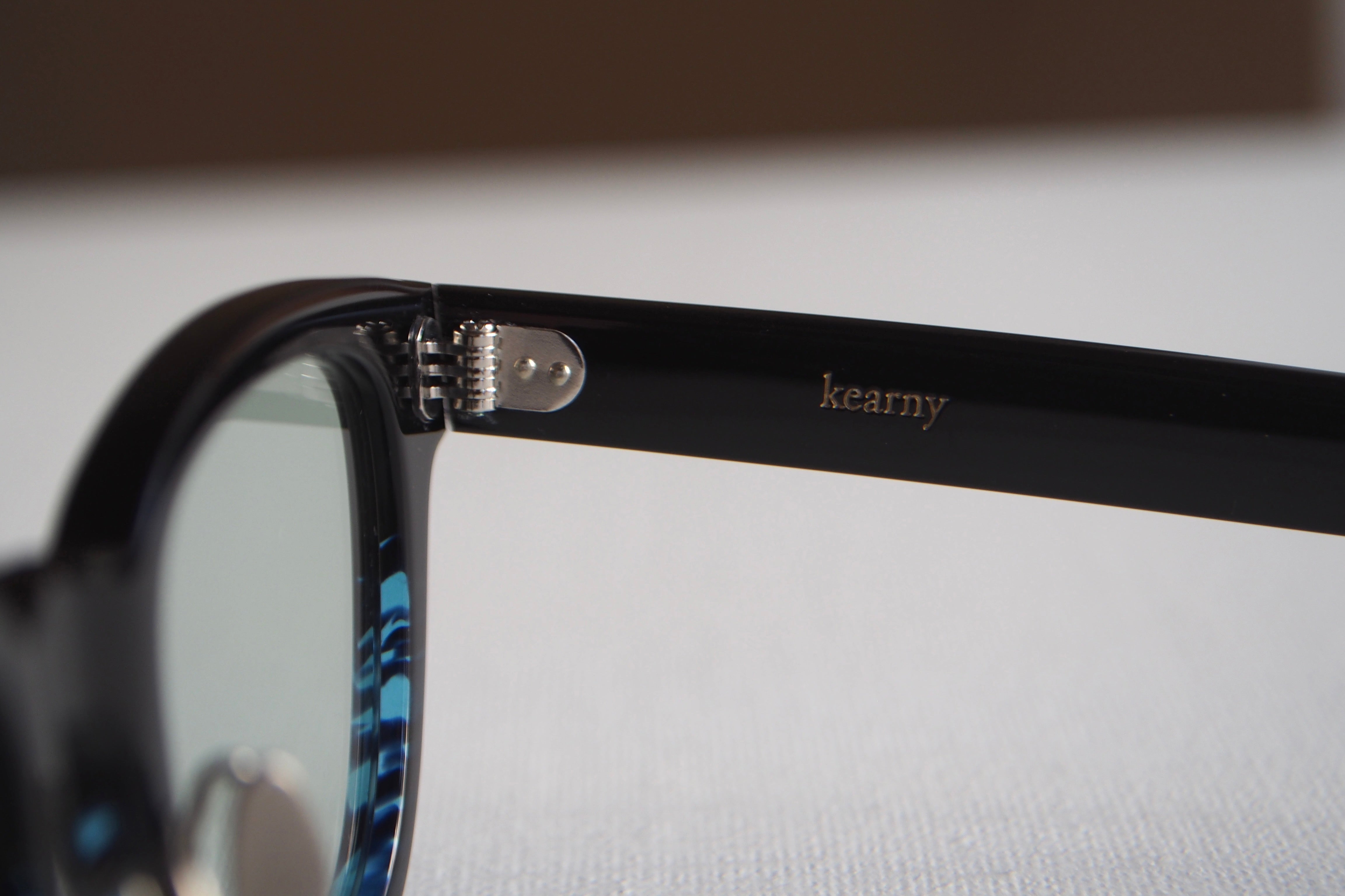 Kearny konide 3 / Black Blue Green lens – SUI OPTIQUE