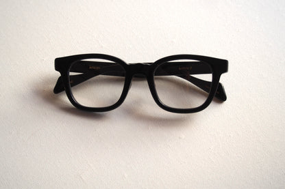Kearny konide 3  / Black Clear lens