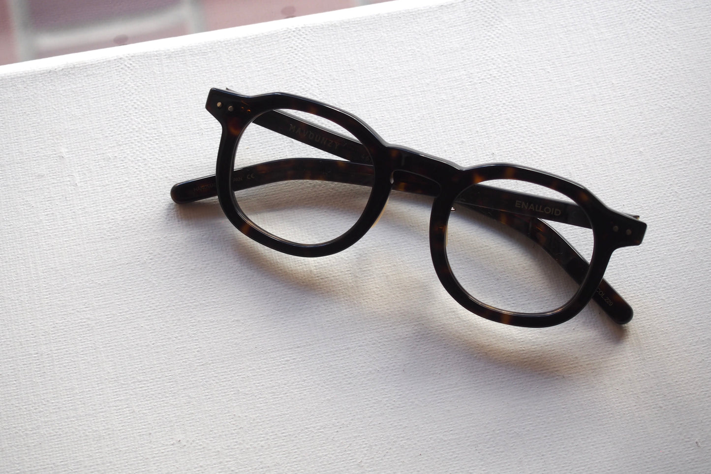 ENALLOID MAVOUNZY c229 Black Amber