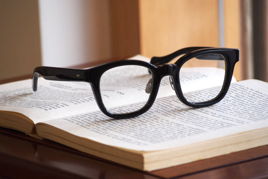 Kearny konide 3  / Black Clear lens