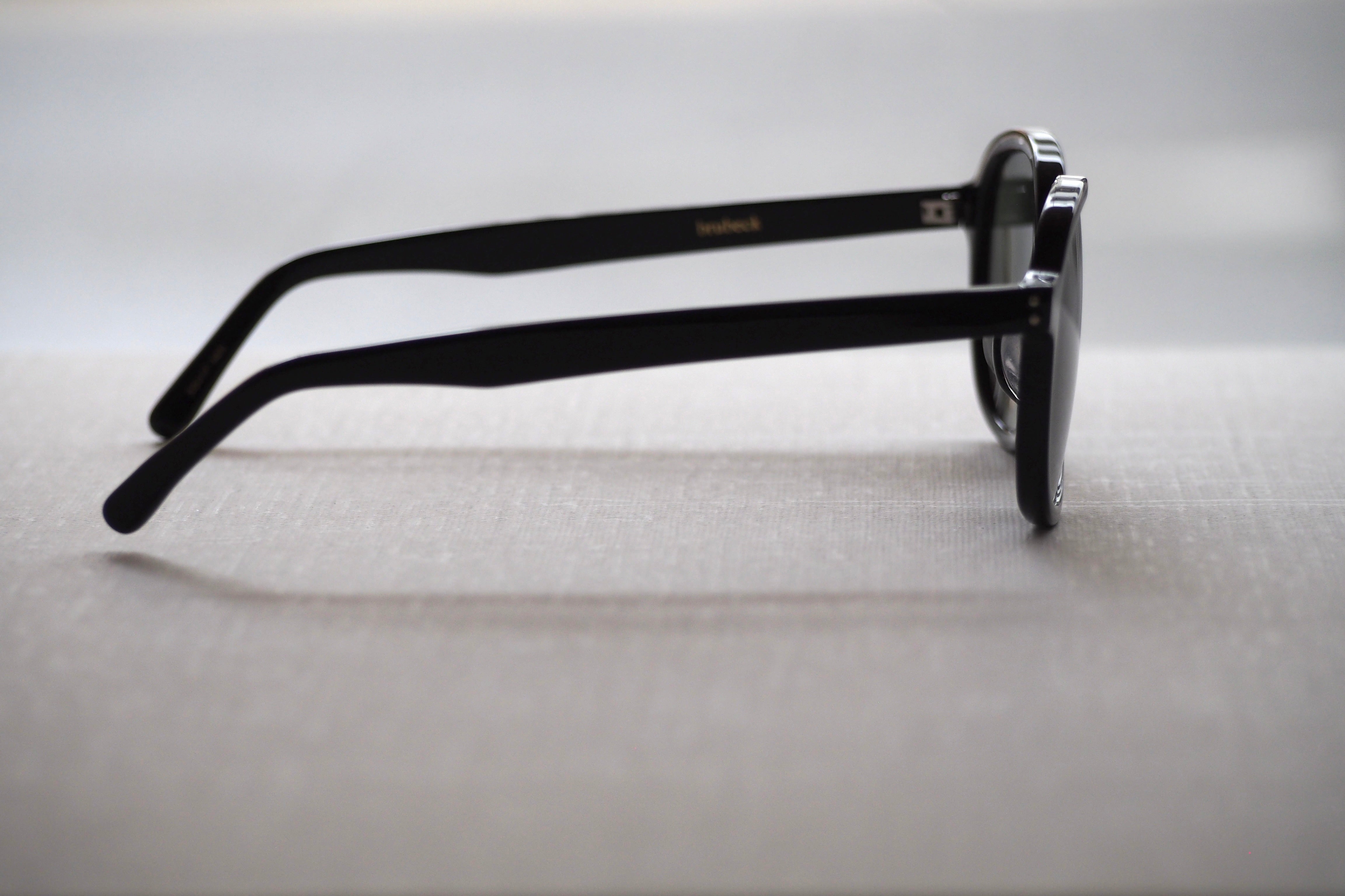 Kearny brubeck Black / Green Sunglass Lens – SUI OPTIQUE