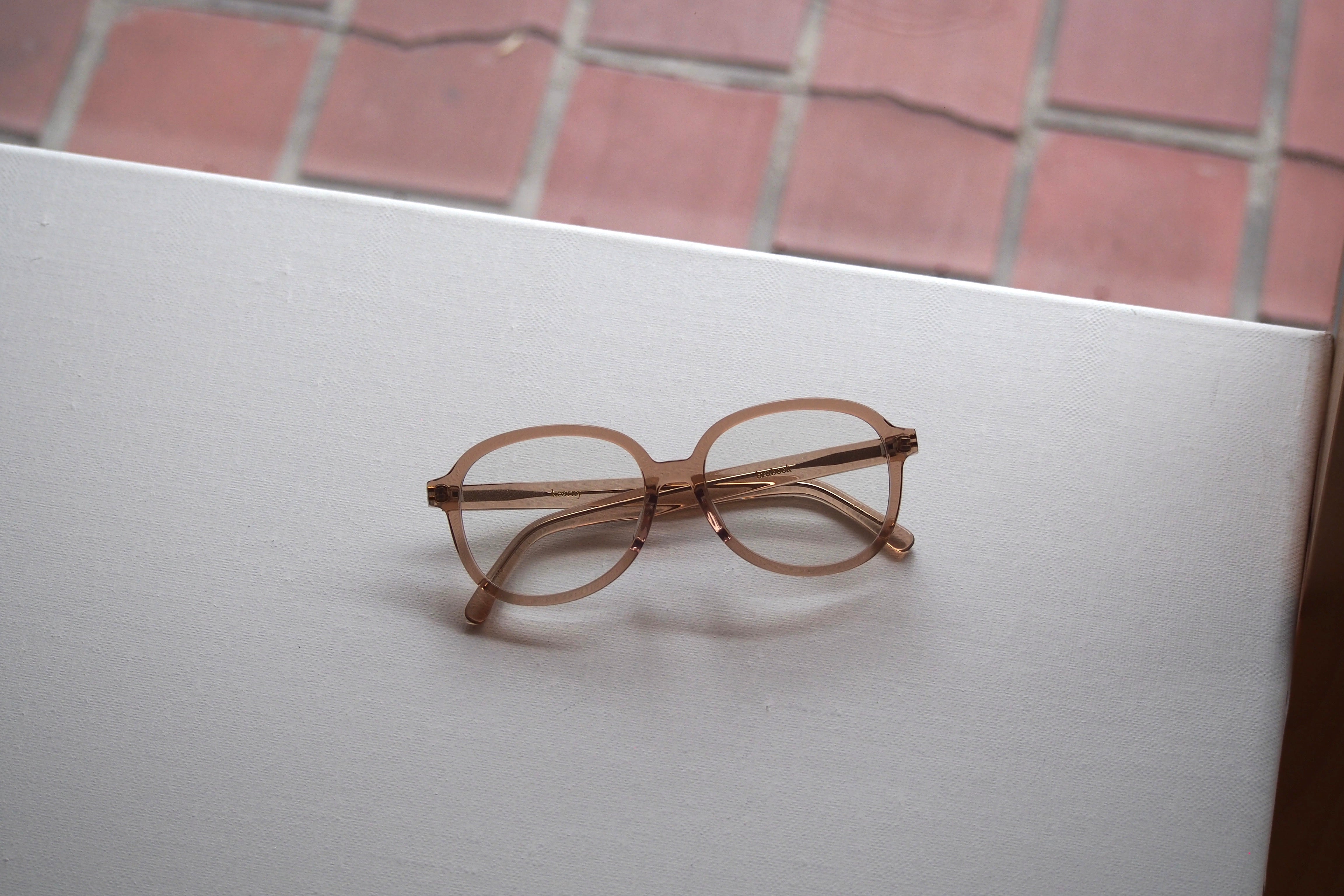 Kearny brubeck Light Brown / Clear Lens – SUI OPTIQUE