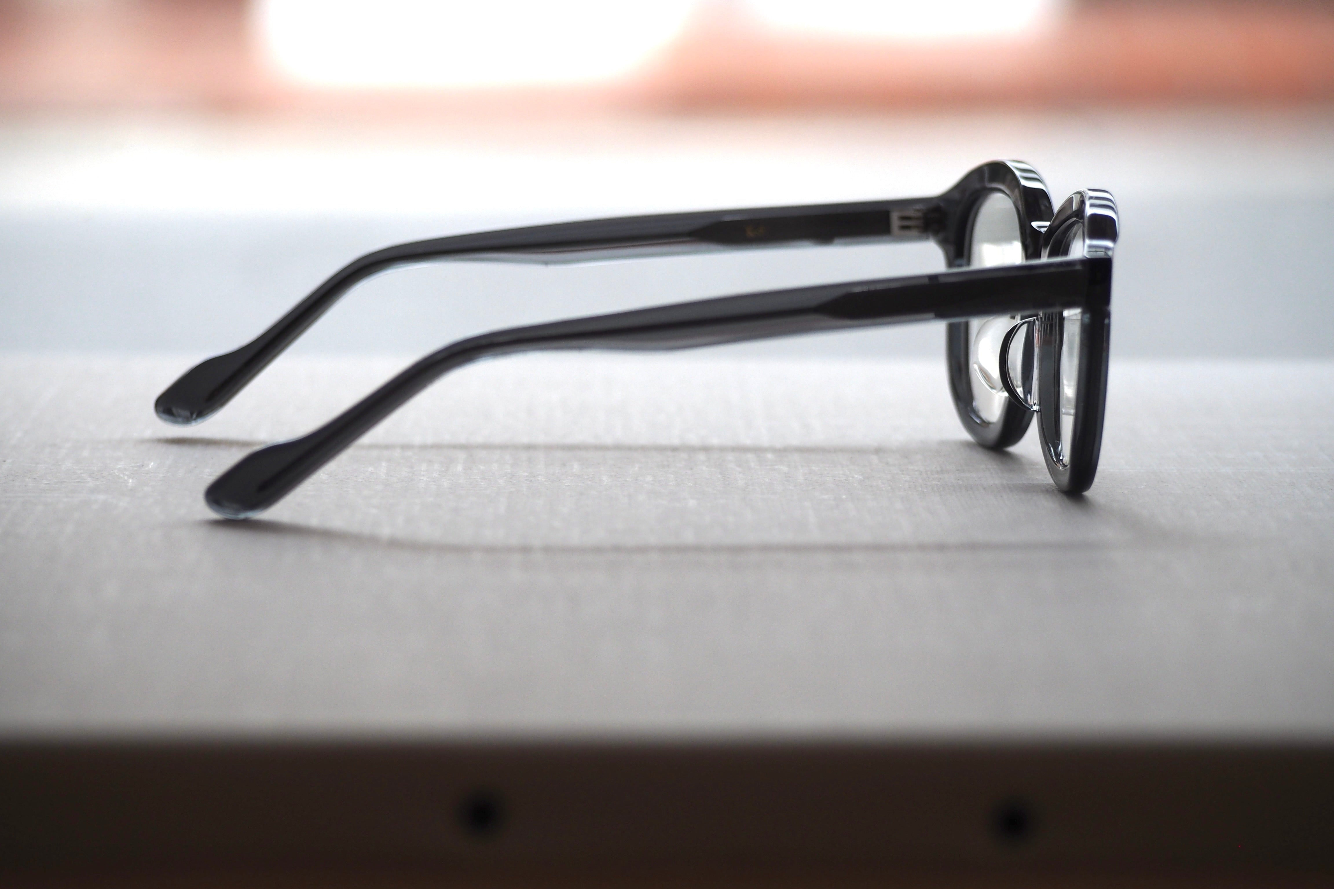 acekearny k-5 Deep Grey / Clear Lens – SUI OPTIQUE