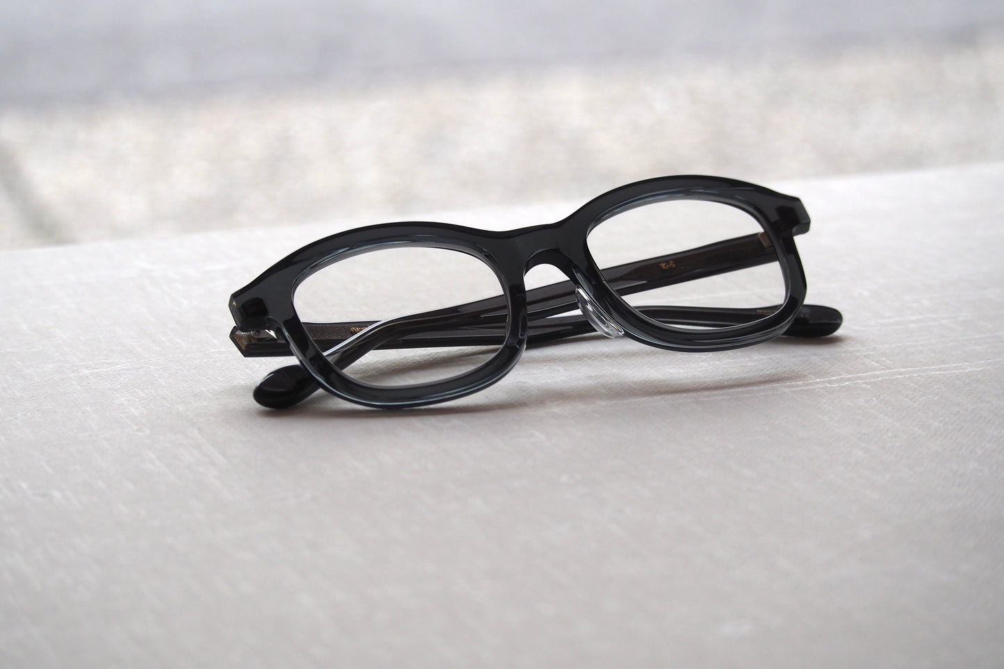 acekearny k-5 Deep Grey / Clear Lens