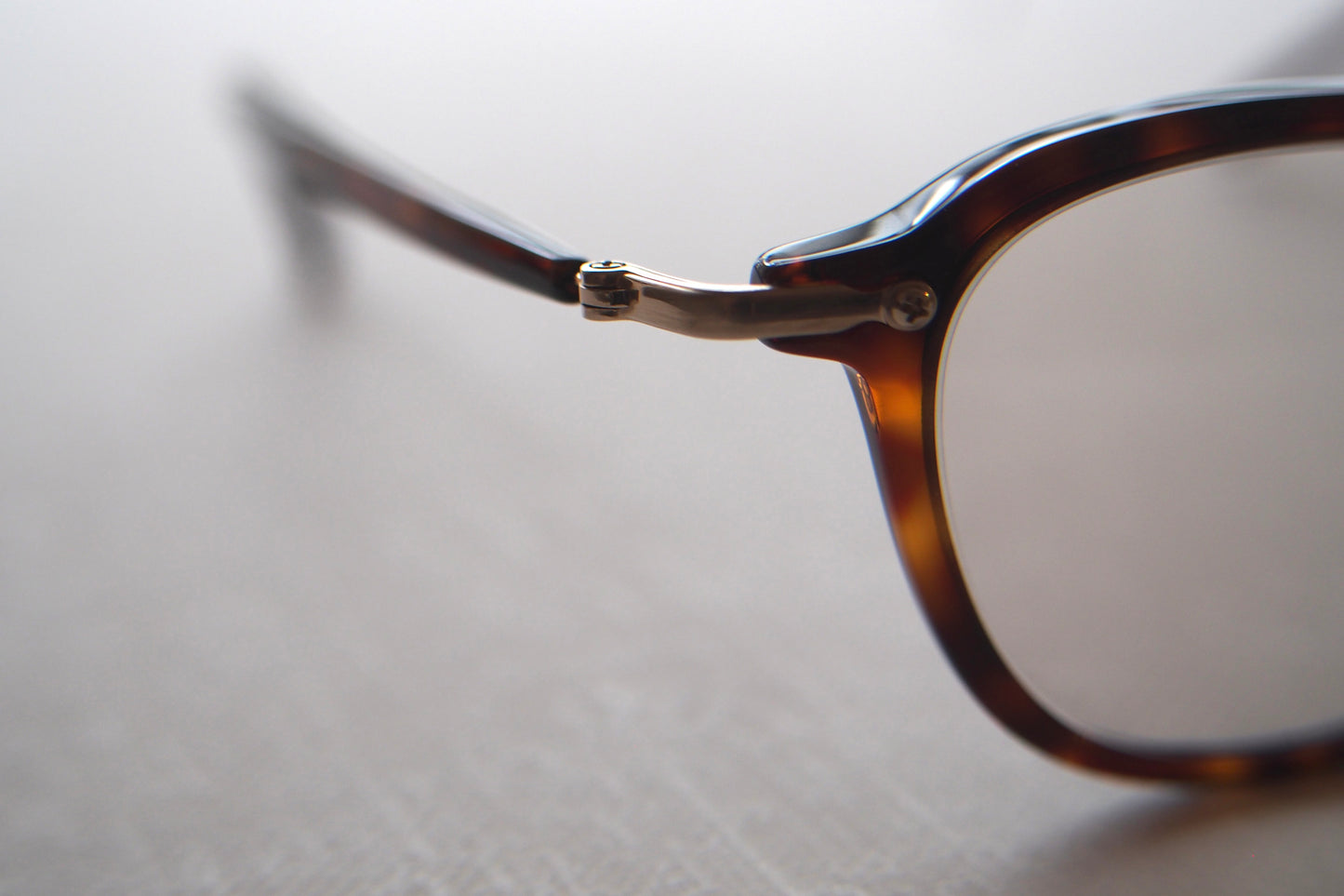 acekearny wilbur II  / light　brown Lens