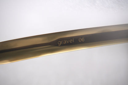 Kearny gravel 06 / green stone × beige　green tea　lens