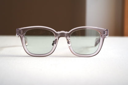 Kearny konide 3  / clear . green lens