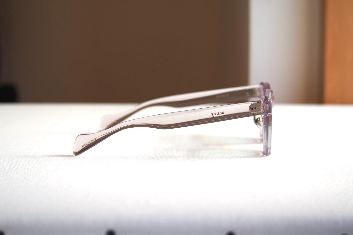 Kearny konide 3  / clear . green lens