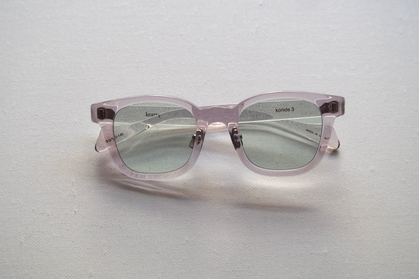 Kearny konide 3  / clear . green lens