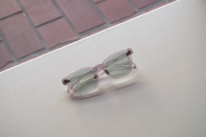 Kearny konide 3  / clear . green lens