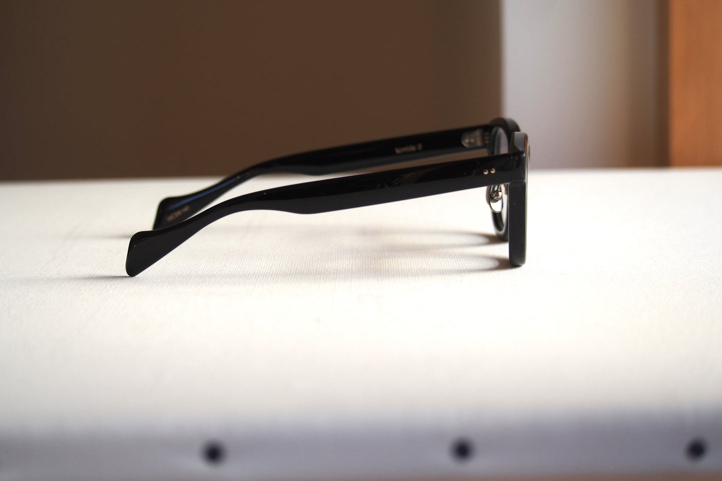 Kearny konide 3  / Black Clear lens