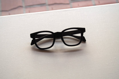 Kearny konide 3  / Black Clear lens