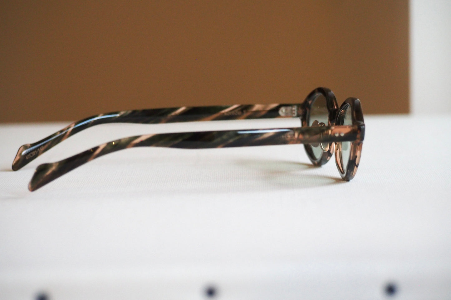 Kearny konide 1  / mix brown green clear . green lens