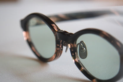 Kearny konide 1  / mix brown green clear . green lens
